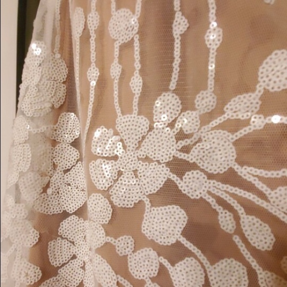 White Sequin Overlay BackLess Dress - Picture 6 of 8
